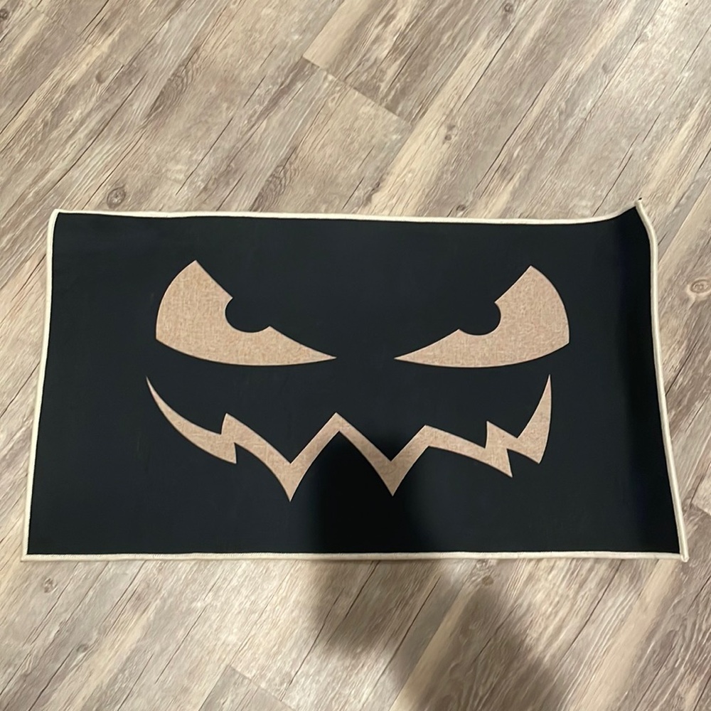 Decorative door mat